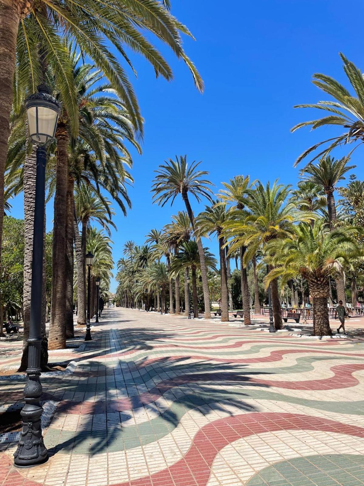 Apartamento Centrico Con Vistas Apartment Melilla Bagian luar foto